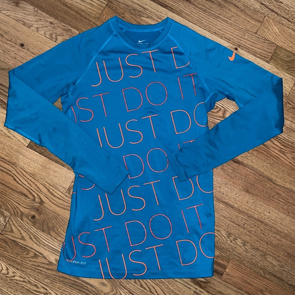 Nike Thermal Logo Long Sleeve Size M